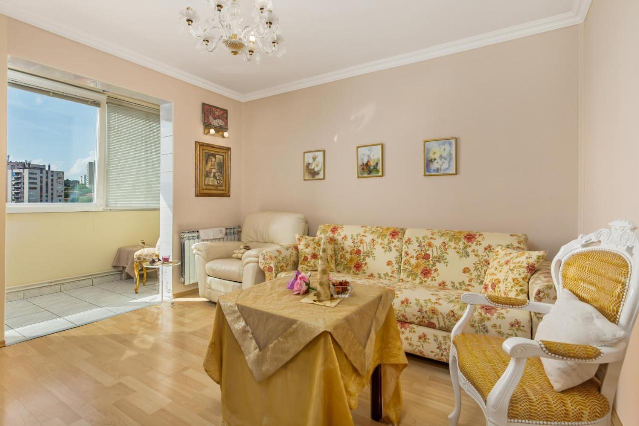 Apartment Beverly Rijeka Exterior foto